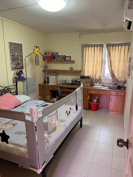 For Rent - 875 Tampines Street 84