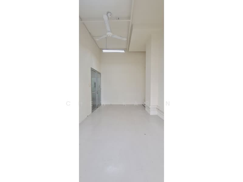 Midview Building, 50 Bukit Batok Street 23, Dairy Farm / Bukit Panjang / Choa Chu Kang, 1,210 sqft, Light Industrial (B1) For Rent, by Chew Karin, 24532543 - CommercialGuru.com.sg