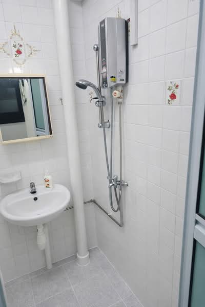 For Rent - 107 Bukit Purmei Road