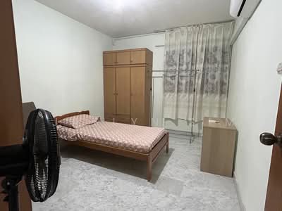 For Rent - 650 Hougang Avenue 8