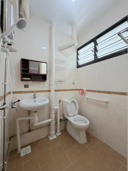 For Rent - 233 Bukit Batok East Avenue 5