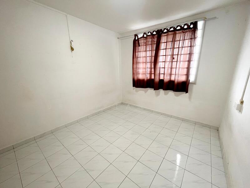 For Rent - 240 Serangoon Avenue 2
