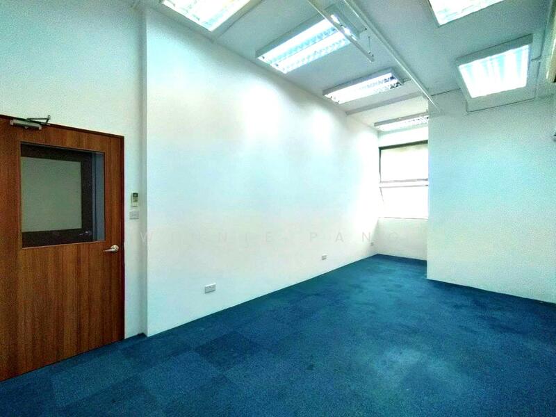 Woodlands Bizhub, 190 Woodlands Industrial Park E5, 350 sqft, Light