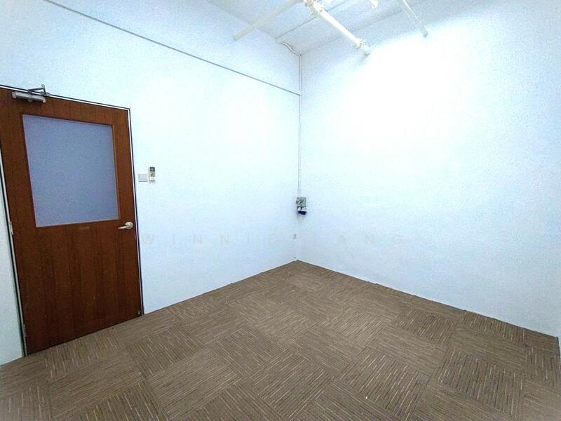 Woodlands Bizhub, 190 Woodlands Industrial Park E5, 350 sqft, Light Industrial (B1) For Rent, by Winnie Pang, 24537585 - CommercialGuru.com.sg