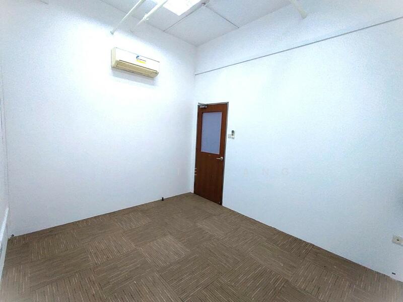 Woodlands Bizhub, 190 Woodlands Industrial Park E5, 350 sqft, Light Industrial (B1) For Rent, by Winnie Pang, 24537585 - CommercialGuru.com.sg