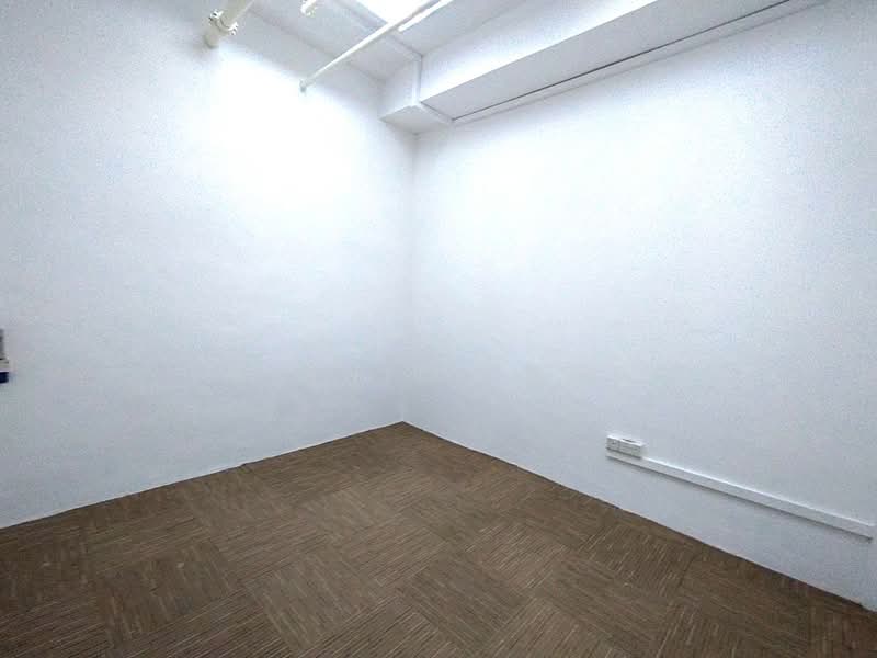 Woodlands Bizhub, 190 Woodlands Industrial Park E5, 350 sqft, Light Industrial (B1) For Rent, by Winnie Pang, 24537585 - CommercialGuru.com.sg