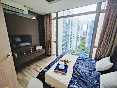 For Rent - The Lakeshore