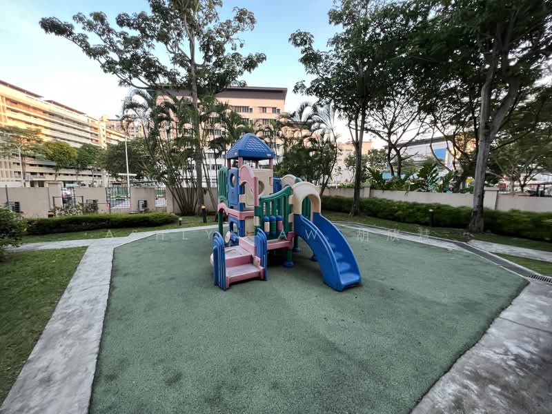 Villa Martia, 11 Martia Road, Room Rental, 138 sqft, Condominium For Rent, by Ashlyn Aw 胡欣慧, 24538368 - PropertyGuru.com.sg