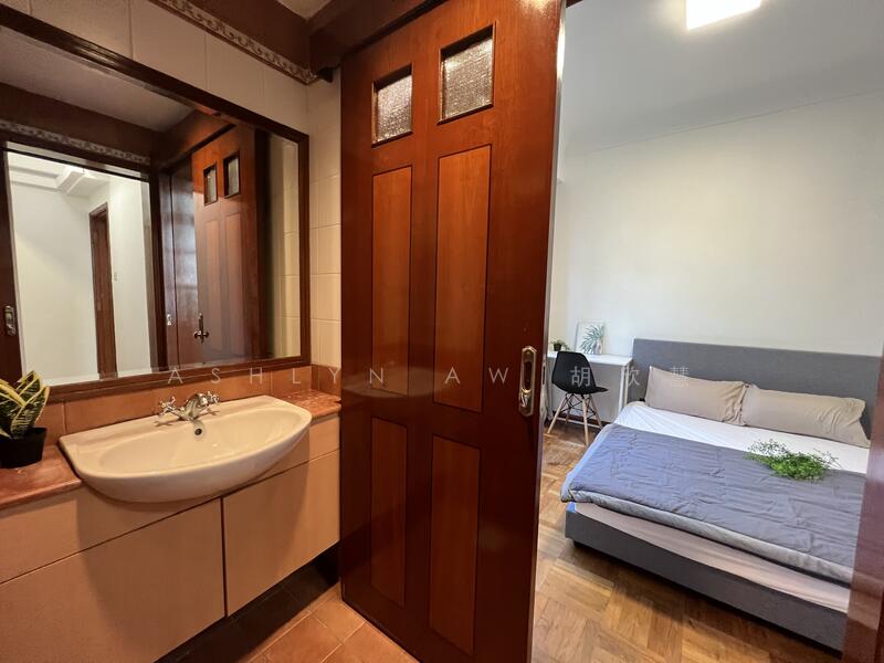 Common Bedroom (Room Radiant)