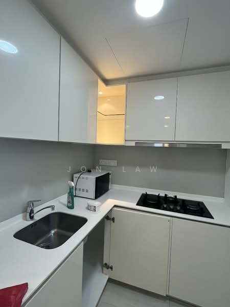 Lakeville, 11 Jurong Lake Link, 4 Bedrooms, 1,271 sqft, Condominium For Rent, by Jon Law, 24538502 - PropertyGuru.com.sg