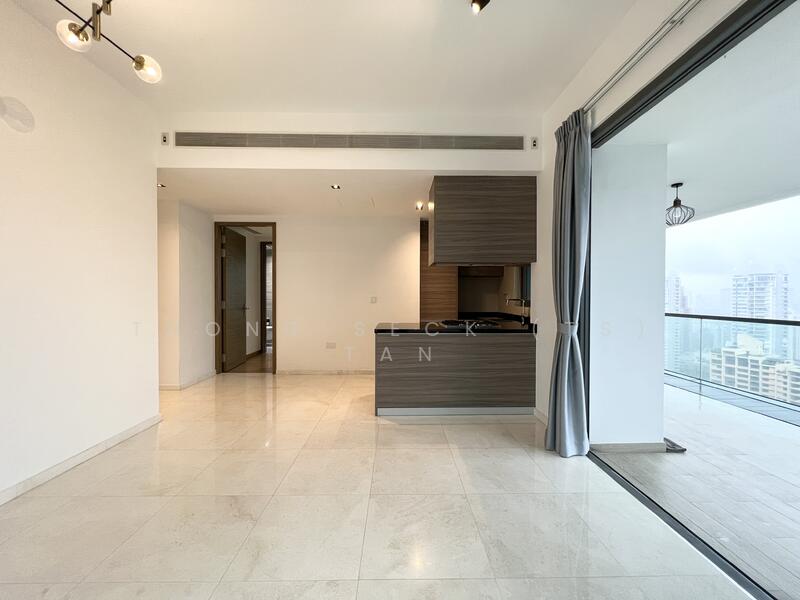 8 Saint Thomas, 8 Saint Thomas Walk, 2 Bedrooms, 1,044 sqft, Condominium For Rent, by Thong Seck Tan, 24539021 - PropertyGuru.com.sg