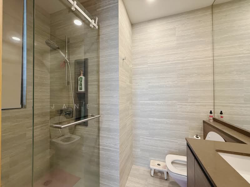 The Crest Condominium For Sale at S$ 1,850,000 | PropertyGuru Singapore