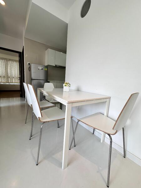 Suites De Laurel, 2 Jalan Anak Bukit, 2 Bedrooms, 721 sqft, Condominium For Rent, by Grace Tan 陈丽玲, 24541696 - PropertyGuru.com.sg