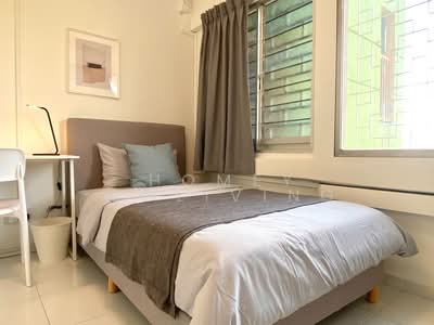 For Rent - People's Park Complex