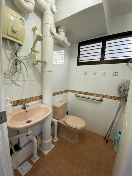 For Rent - 714 Clementi West Street 2