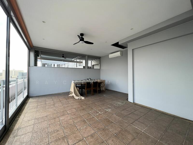 For Sale - Clydes Residence