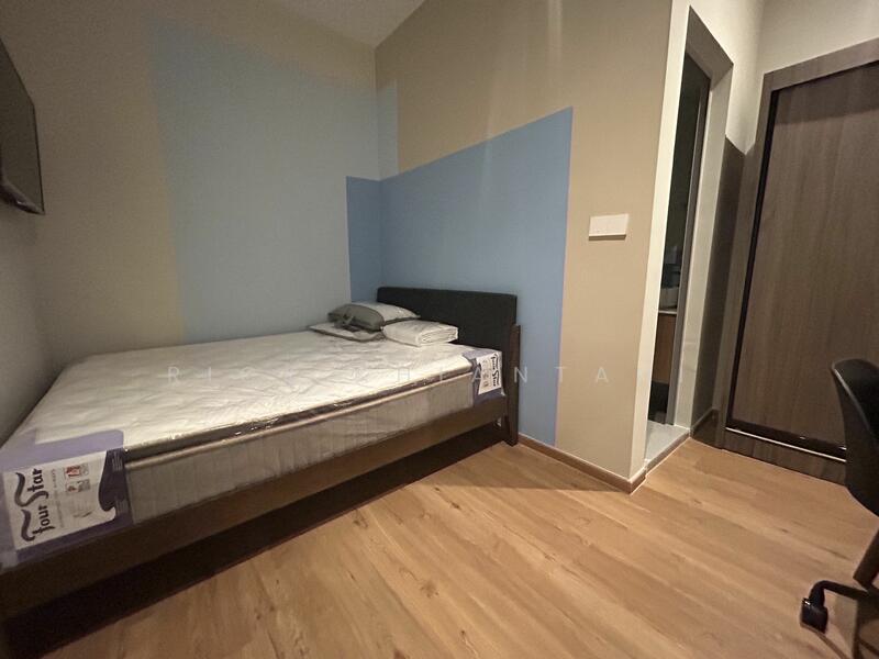 For Rent - Lavender Collections Studio