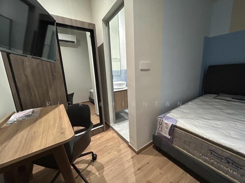 For Rent - Lavender Collections Studio