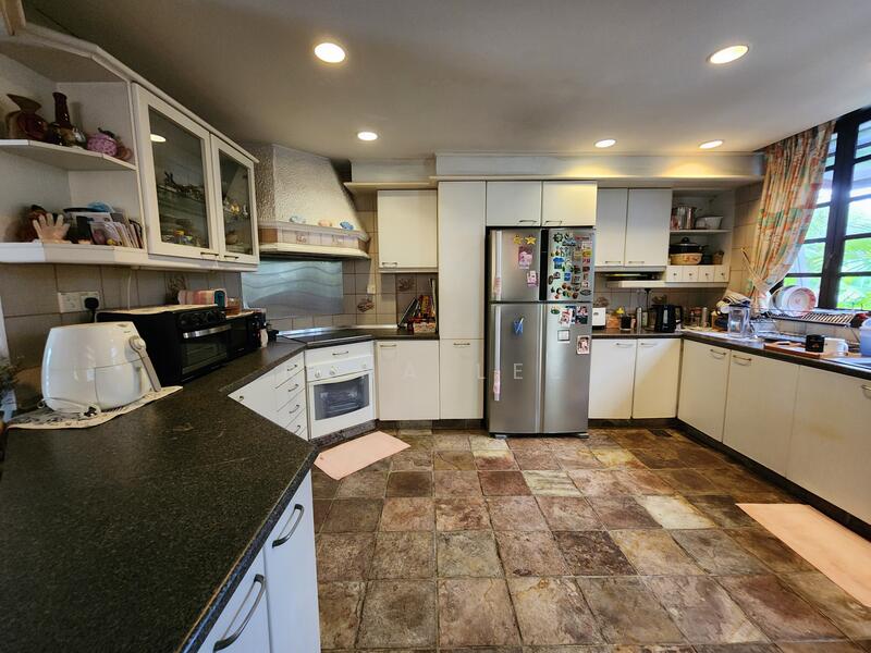 For Sale - ❤️STAR BUY❤️19xxpsf❤️BEAUTIFUL ELEVATED WIDE FRONTAGE BUNGALOW