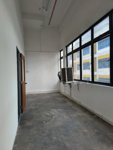 Liberty Warehouse Complex, 220 Tagore Lane, 1,120 sqft, Light Industrial (B1) For Rent, by Pauline Zee, 24543955 - CommercialGuru.com.sg