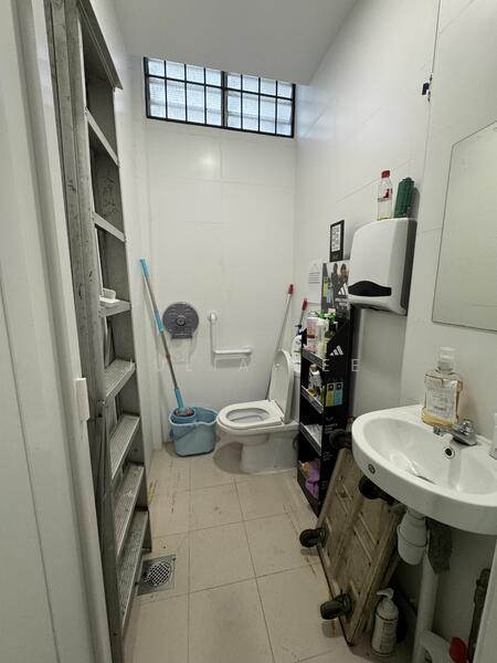 302 Ubi Avenue 1, 302 Ubi Avenue 1, 610 sqft, Medical For Rent, by Julia Lee, 24544124 - CommercialGuru.com.sg