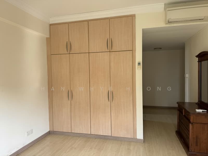 Tropical Spring, 23 Simei Street 4, 3 Bedrooms, 1,389 sqft, Condominium For Rent, by Chan Whye Hoong, 24544319 - Master Room (another view - Wardrobe) - PropertyGuru.com.sg