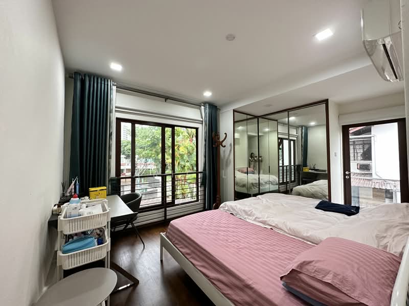 Semi Detached 半独立别墅 One Tree Hill, One Tree Hill, 4 Bedrooms, 4,500 sqft, Semi-Detached House For Rent, by Aric Lim, 24544328 - PropertyGuru.com.sg