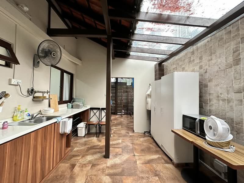Semi Detached 半独立别墅 One Tree Hill, One Tree Hill, 4 Bedrooms, 4,500 sqft, Semi-Detached House For Rent, by Aric Lim, 24544328 - PropertyGuru.com.sg
