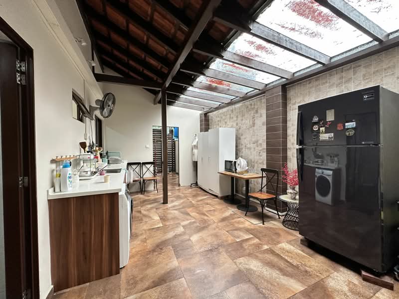 Semi Detached 半独立别墅 One Tree Hill, One Tree Hill, 4 Bedrooms, 4,500 sqft, Semi-Detached House For Rent, by Aric Lim, 24544328 - PropertyGuru.com.sg