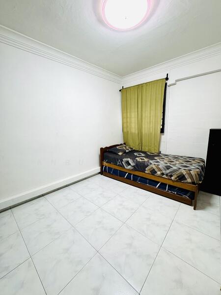 105 Henderson Crescent, 105 Henderson Crescent, 2 Bedrooms, 65 sqft, HDB Flat For Rent, by Anbu Kannan, 24548988 - PropertyGuru.com.sg