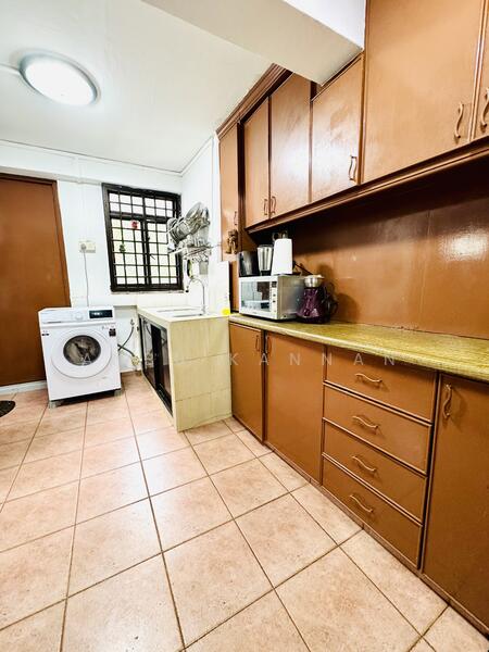 105 Henderson Crescent, 105 Henderson Crescent, 2 Bedrooms, 65 sqft, HDB Flat For Rent, by Anbu Kannan, 24548988 - PropertyGuru.com.sg