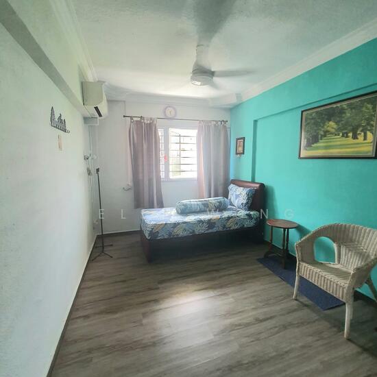 For Rent - 402 Jurong West Street 42
