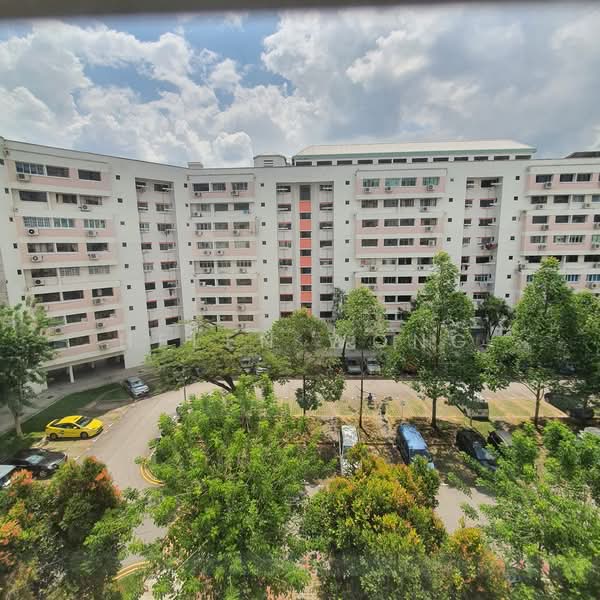 402 Jurong West Street 42, 402 Jurong West Street 42, Room Rental, 400 sqft, HDB Flat For Rent, by Helen Wong, 24549164 - PropertyGuru.com.sg