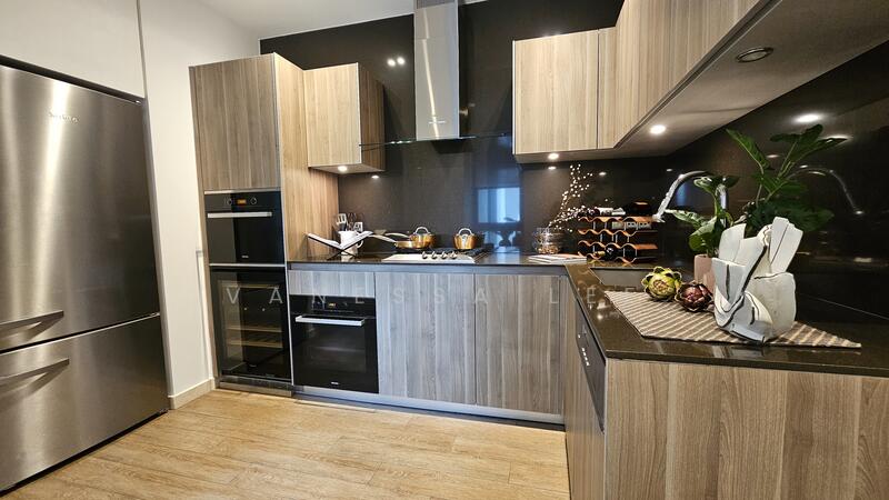 Cape Royale, 25 Cove Way, 3 Bedrooms, 1,905 sqft, Condominium For Sale, by Vanessa Lee, 24549623 - PropertyGuru.com.sg