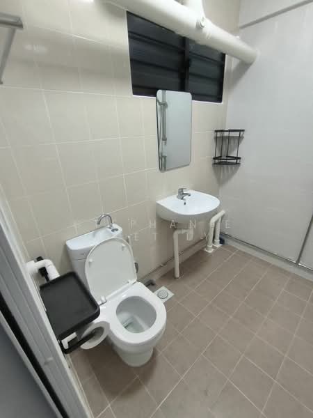 276 Tampines Street 22, 276 Tampines Street 22, Room Rental, 200 sqft, HDB Flat For Rent, by Stephanie Kuet LY, 24549962 - PropertyGuru.com.sg