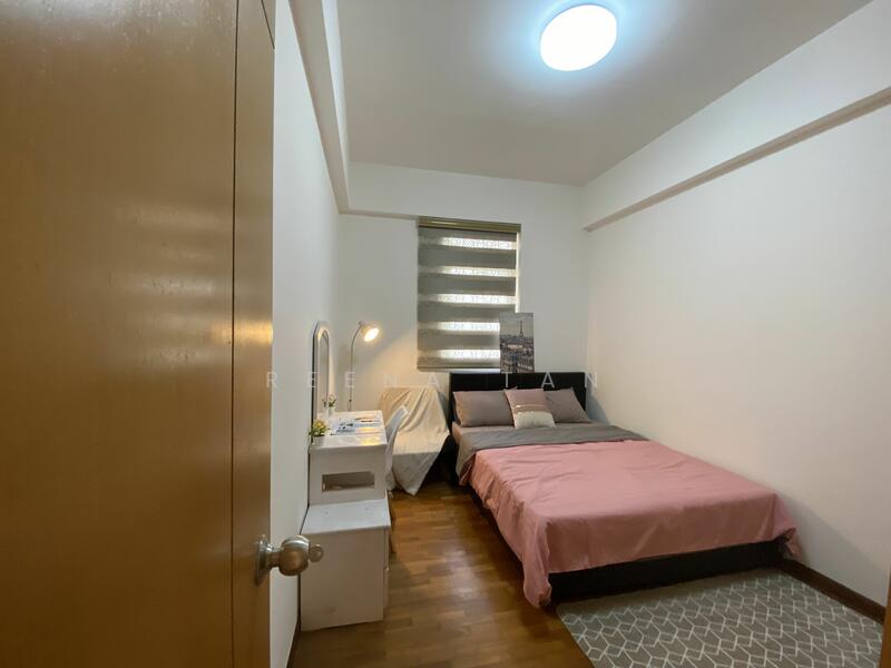 For Rent - Sims Green