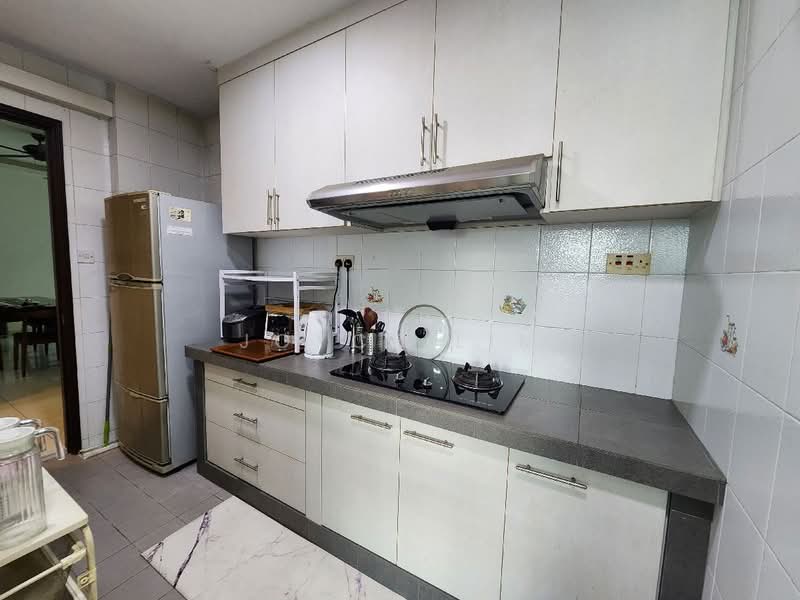 Villa De West, 385 Pasir Panjang Road, 2 Bedrooms, 1,011 sqft, Condominium For Rent, by Joyce Lim, 24551693 - PropertyGuru.com.sg
