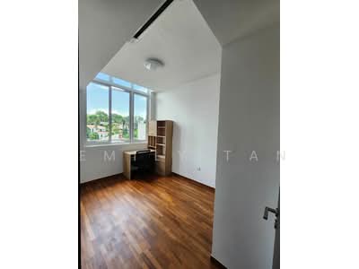 For Rent - Mayfair Gardens