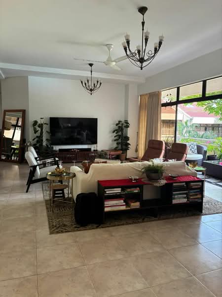 Allsworth Park, 369 Holland Road, 3 Bedrooms, 1,959 sqft, Condominium For Rent, by Betty Phan, 24552017 - PropertyGuru.com.sg