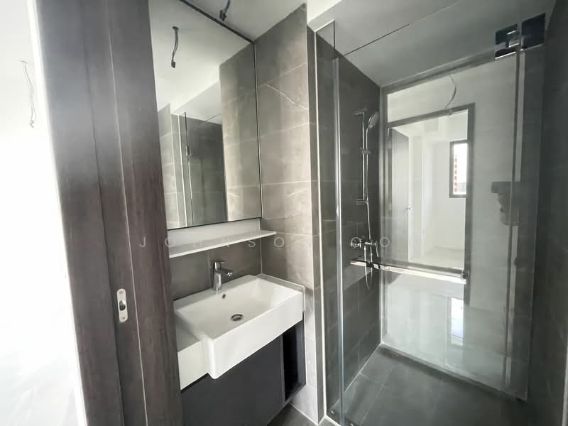 Riverfront Residences, 41 Hougang Avenue 7, 2 Bedrooms, 721 sqft, Condominium For Rent, by Johnson Ooi, 24552274 - PropertyGuru.com.sg