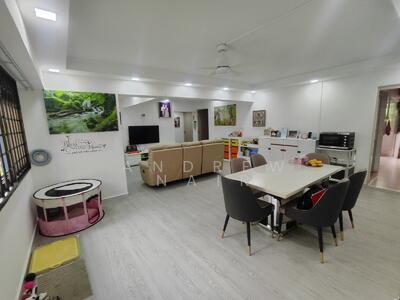 For Sale - 322 Sembawang Close