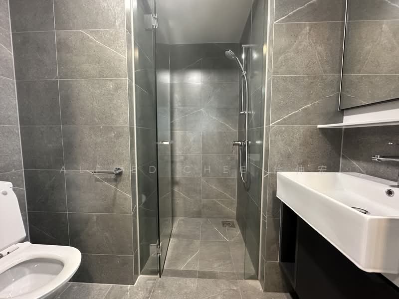 Riverfront Residences, 47 Hougang Avenue 7, 2 Bedrooms, 721 sqft, Condominium For Rent, by Alfred Chee 徐仲宏, 24552585 - PropertyGuru.com.sg