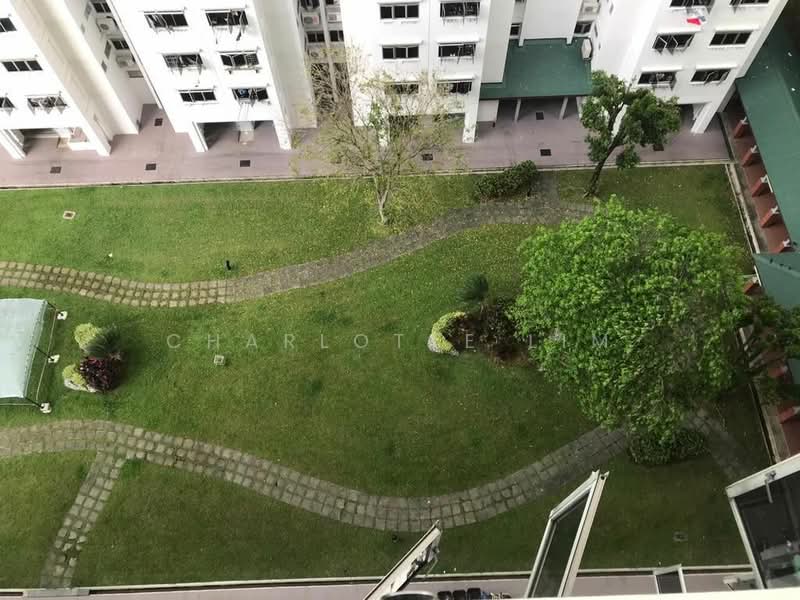5 Lorong Lew Lian, 5 Lorong Lew Lian, 1 Bedroom, 392 sqft, HDB Flat For Rent, by Charlotte Lim, 24552849 - PropertyGuru.com.sg