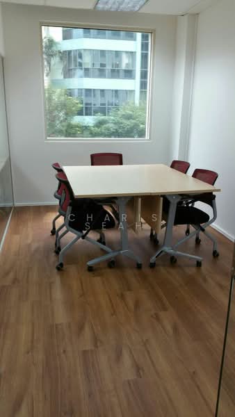 Burlington Square, 175 Bencoolen Street, 700 sqft, Office For Rent, by Charis Seah, 24553267 - CommercialGuru.com.sg