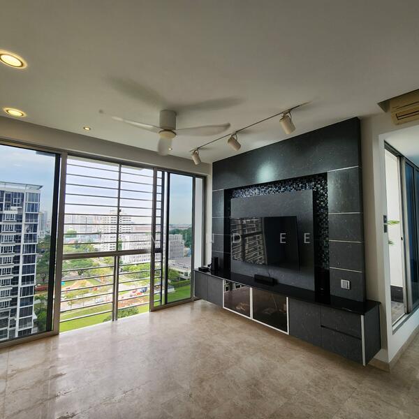 Living Hall - Very breezy