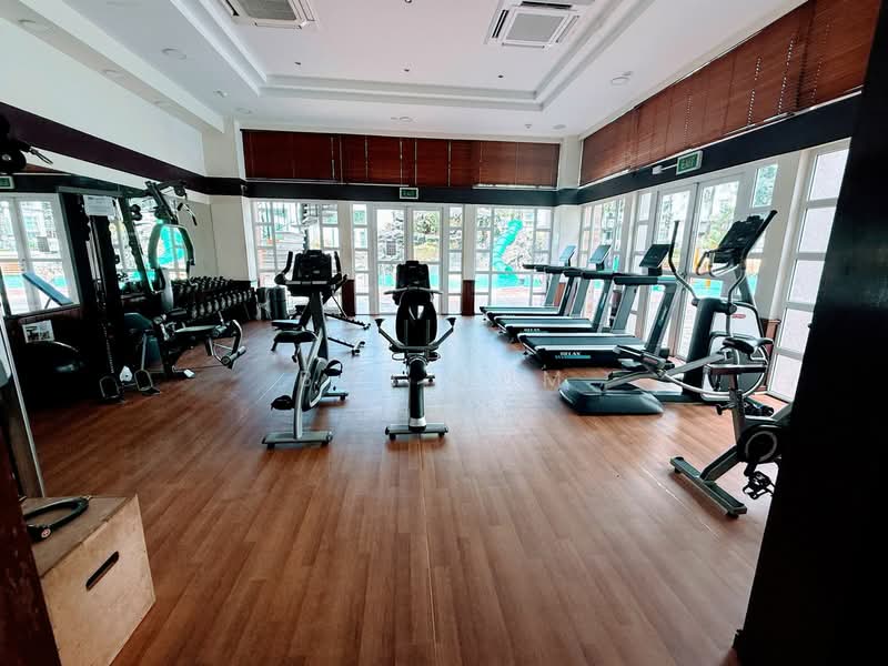 Summerhill, 52 Hume Avenue, 4 Bedrooms, 1,604 sqft, Condominium For Rent, by Bob Hum, 24554886 - PropertyGuru.com.sg