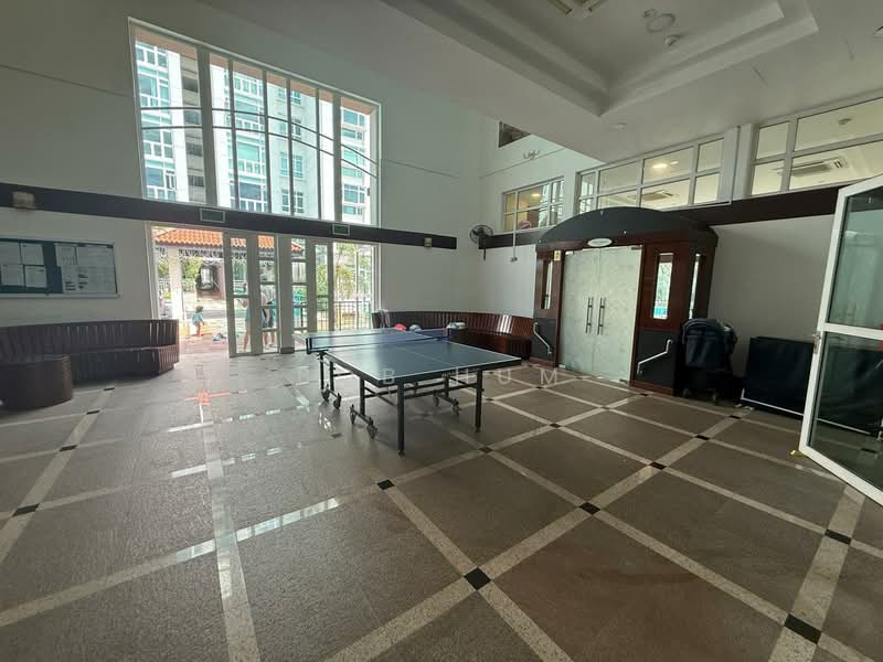 Summerhill, 52 Hume Avenue, 4 Bedrooms, 1,604 sqft, Condominium For Rent, by Bob Hum, 24554886 - PropertyGuru.com.sg