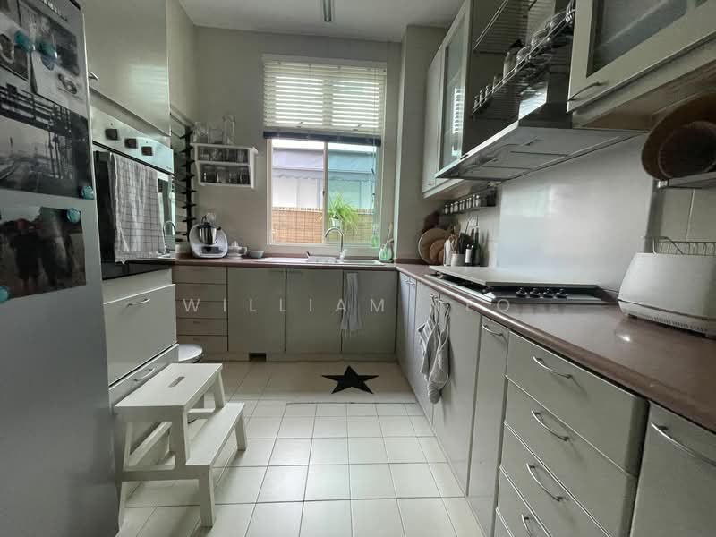 Kingsville, King's Drive, 5 Bedrooms, 2,800 sqft, Semi-Detached House For Rent, by William Teo, 24556408 - PropertyGuru.com.sg
