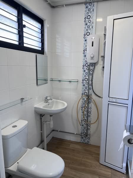 319 Ubi Avenue 1, 319 Ubi Avenue 1, Room Rental, 200 sqft, HDB Flat For Rent, by Derek Chua, 24556721 - PropertyGuru.com.sg