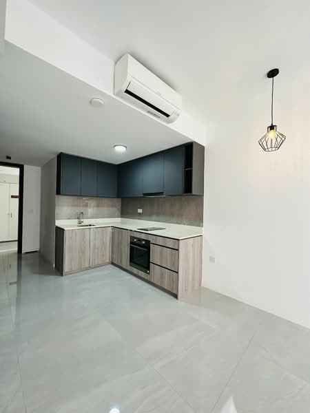 Riverfront Residences, 41 Hougang Avenue 7, 2 Bedrooms, 721 sqft, Condominium For Sale, by Irene Yeo, 24557517 - PropertyGuru.com.sg